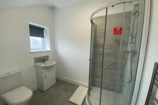 Flat 2 En-Suite
