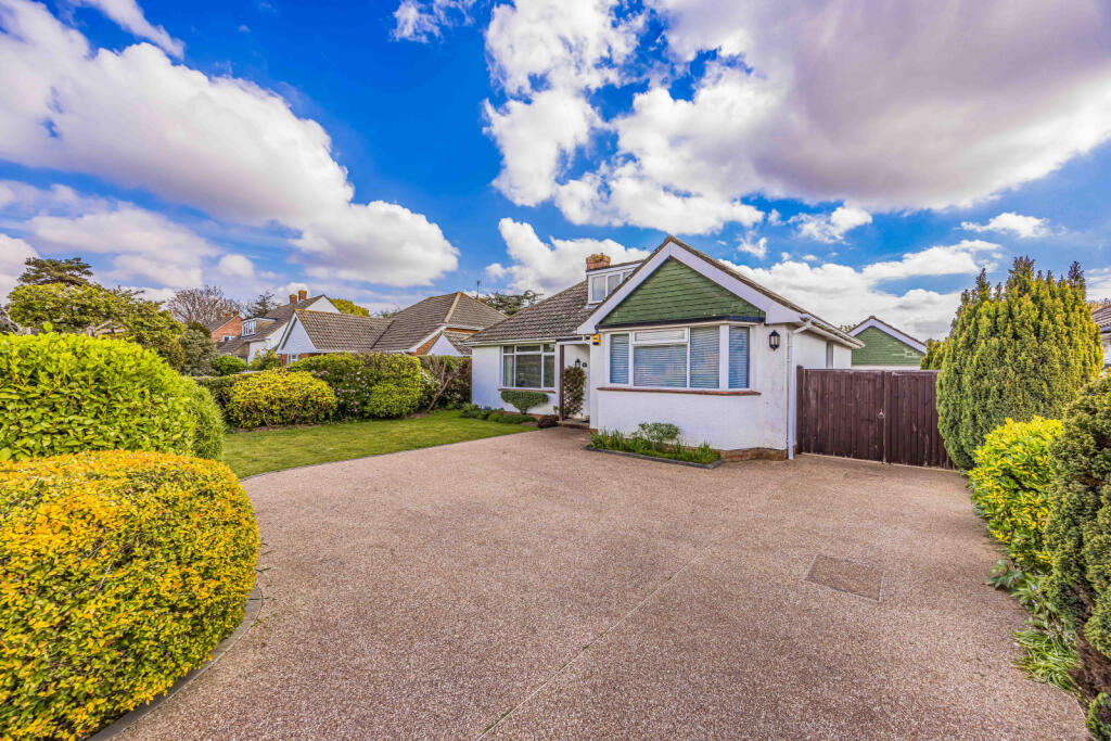 Main image of property: St Thomas' Avenue