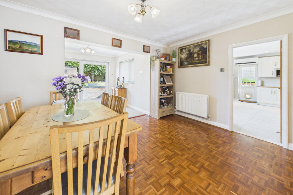 House in Dacorum, Bennetts End - View 3