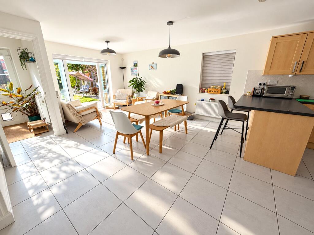 House in Wealden, Hailsham - View 4