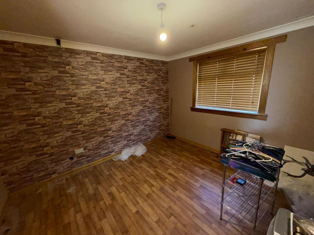 17 Huntingtower Road, Baillieston, Glasgow, Lanarkshire, G69 7BH photo 5