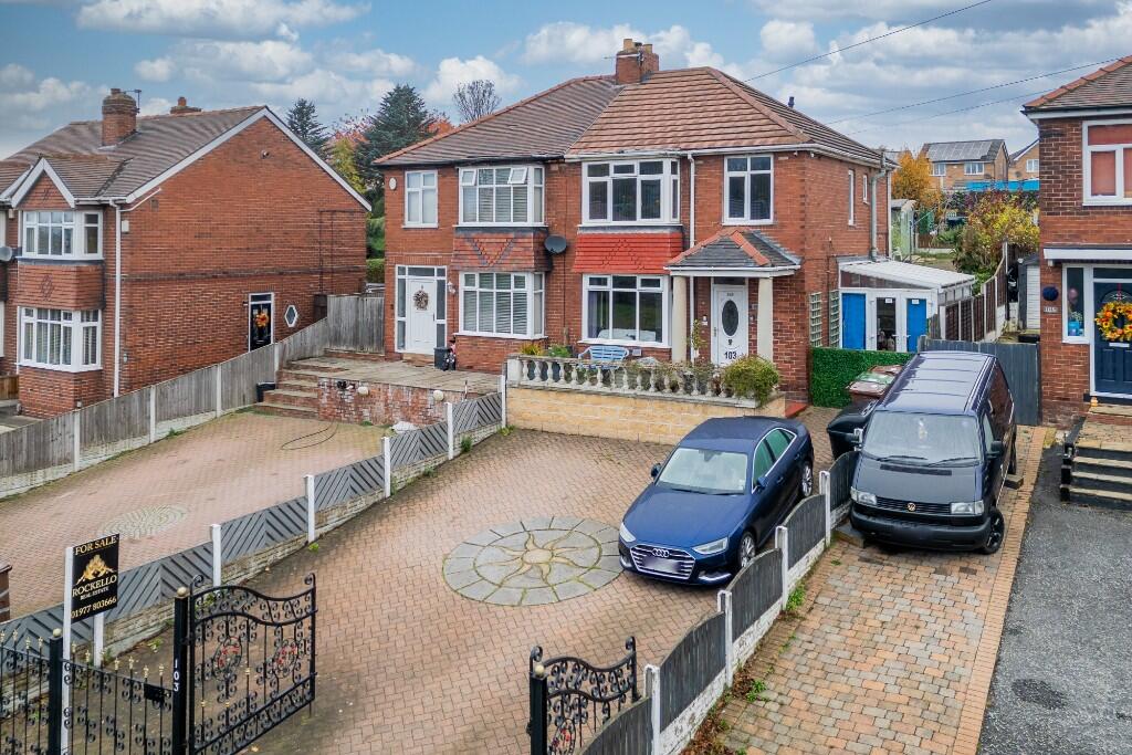 Main image of property: Holywell Lane, Castleford, West Yorkshire, WF10