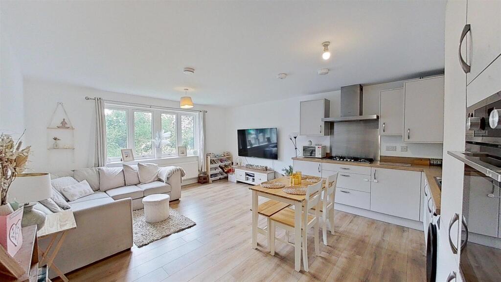 Main image of property: Clos Y Gadwyn, Cardiff