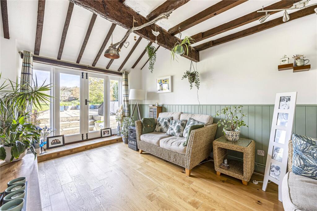Beckford Road, Alderton, Gloucestershire, GL20 - More