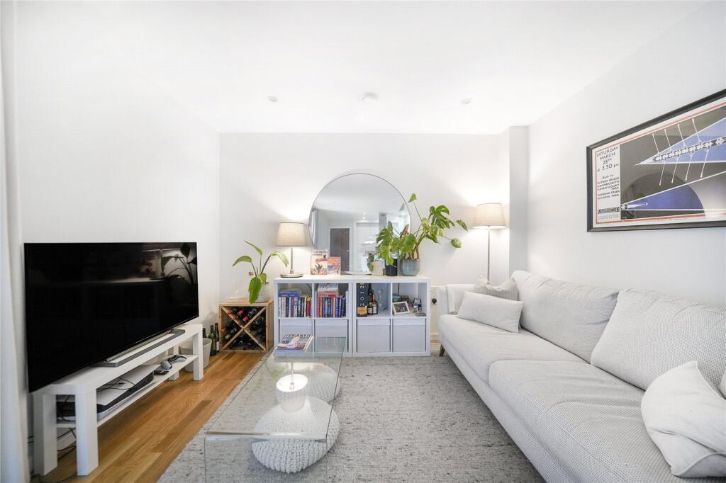Apartment in London - More