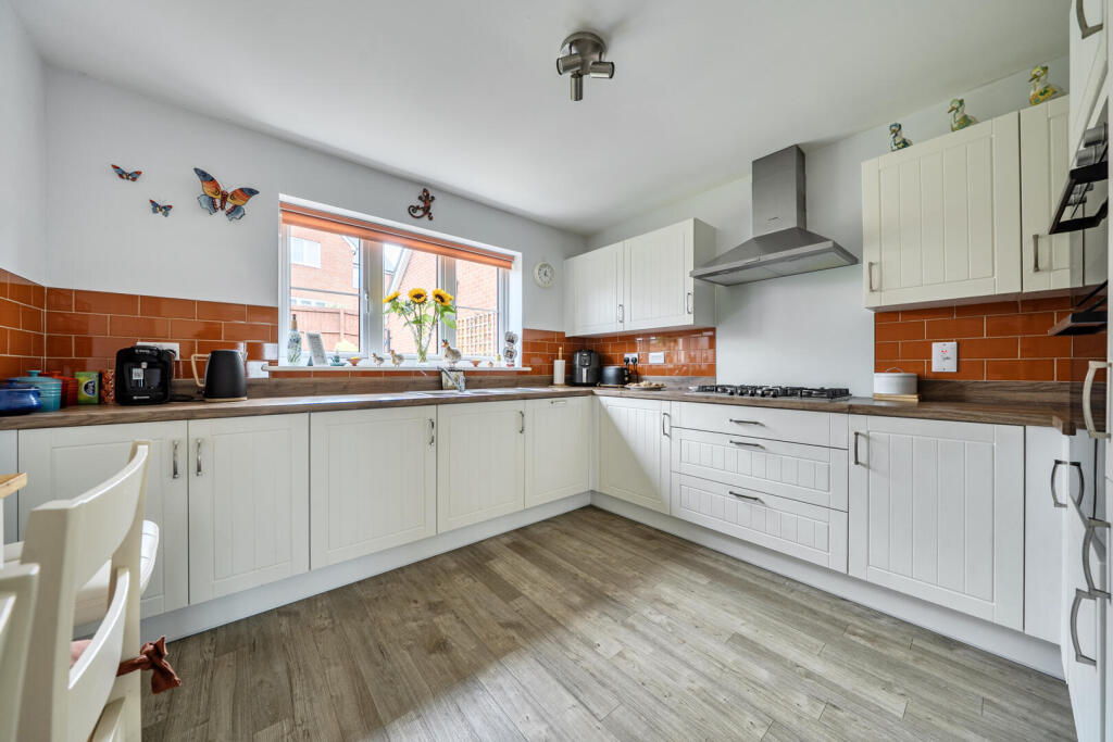 Willow Rise, Witheridge, Tiverton photo 4