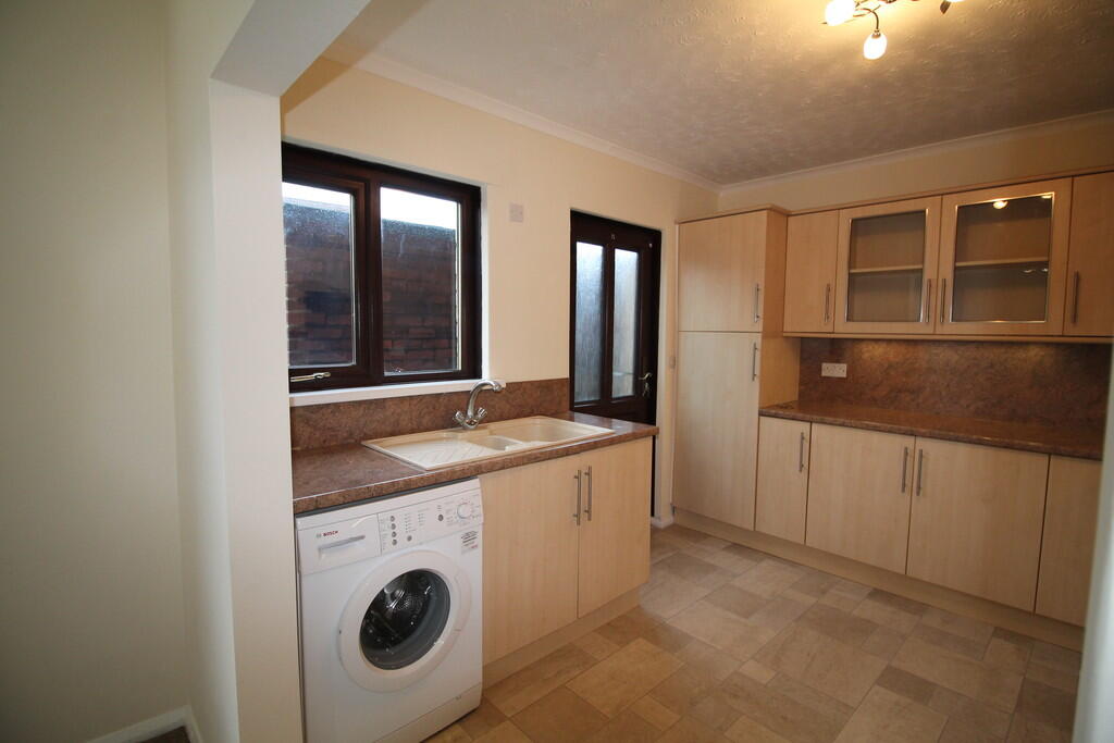 House in Durham - View 4