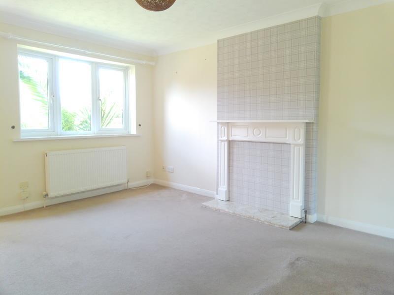Elise Close, Bournemouth photo 2