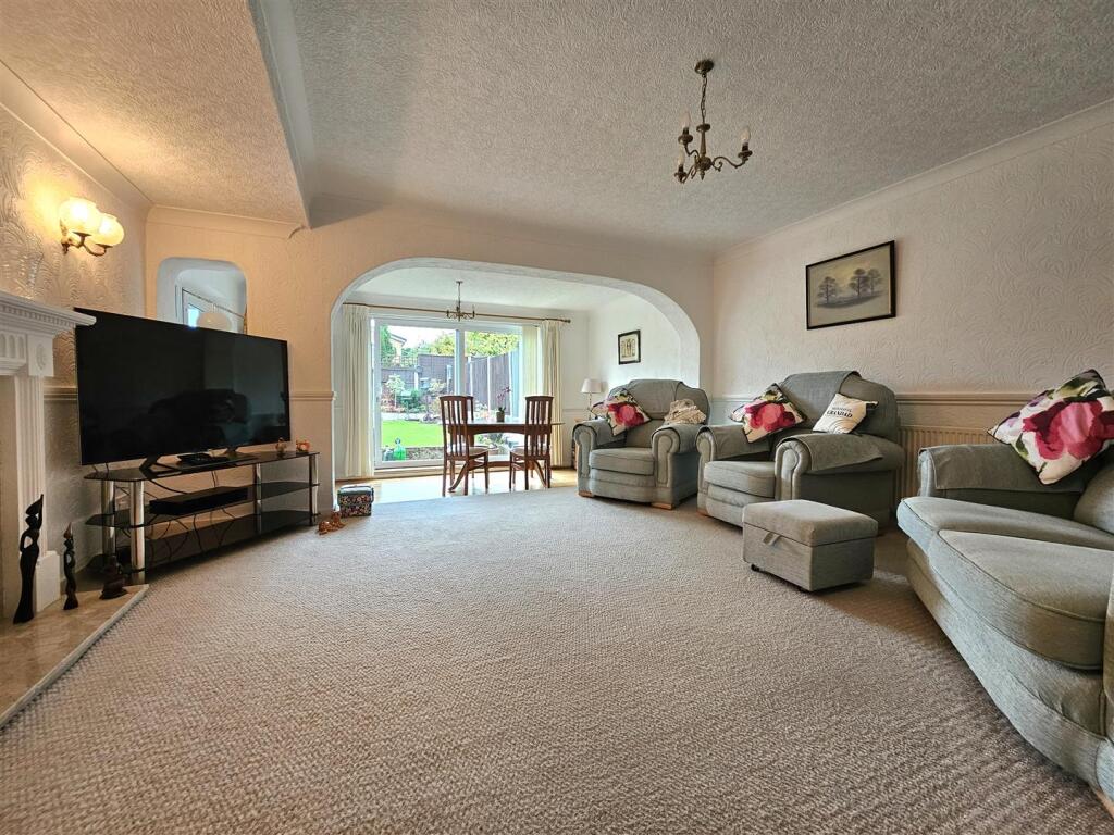 House in Solihull, Elmdon Heath - View 5