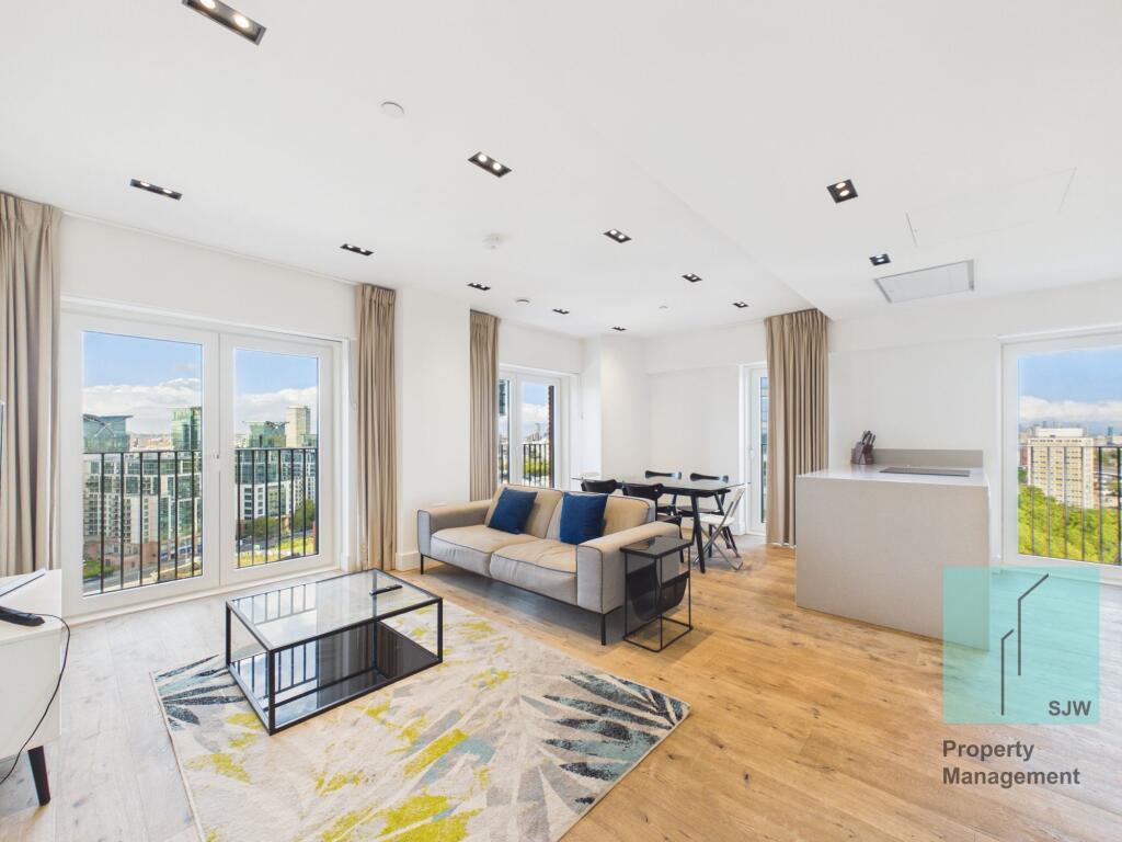 Main image of property: Exchange Gardens, Keybridge Tower, SW8
