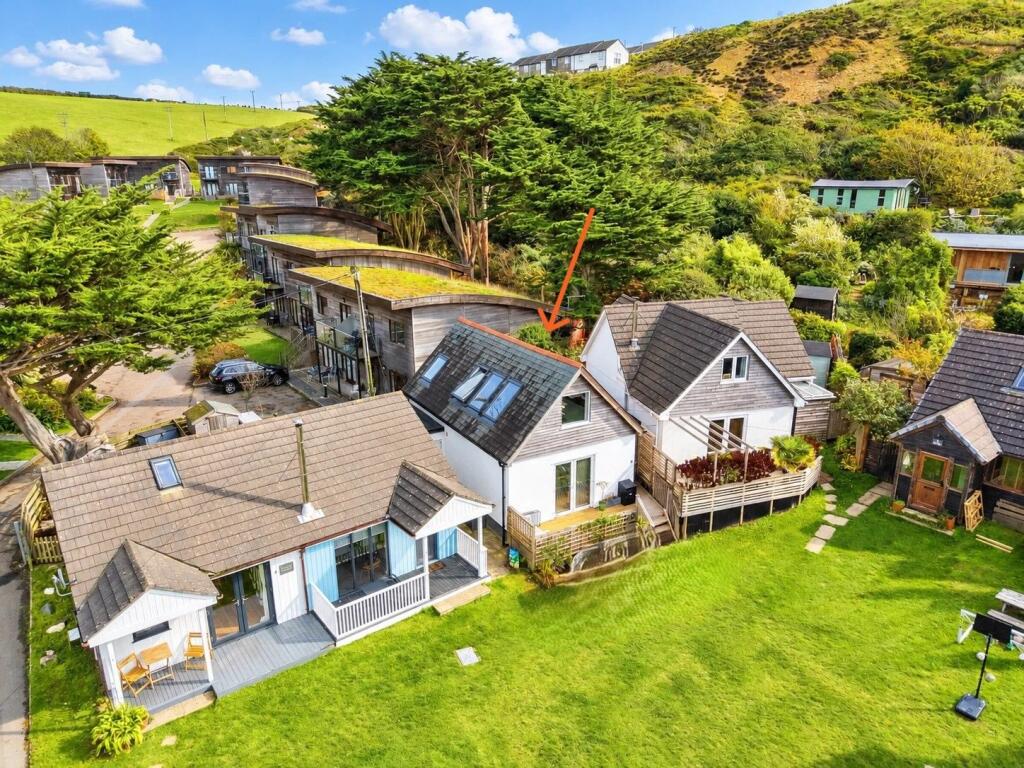 House in Truro, St. Agnes - View 2