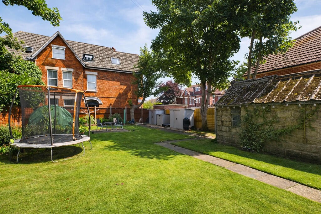 Hamilton Road, Bournemouth – pohled 4