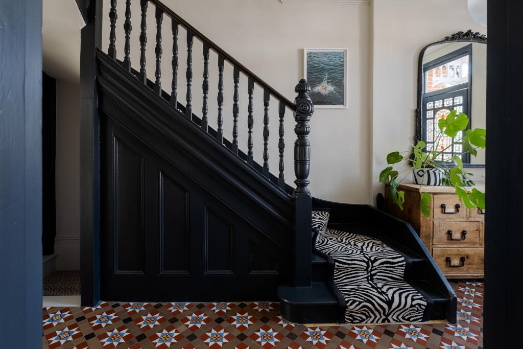 House in London - More