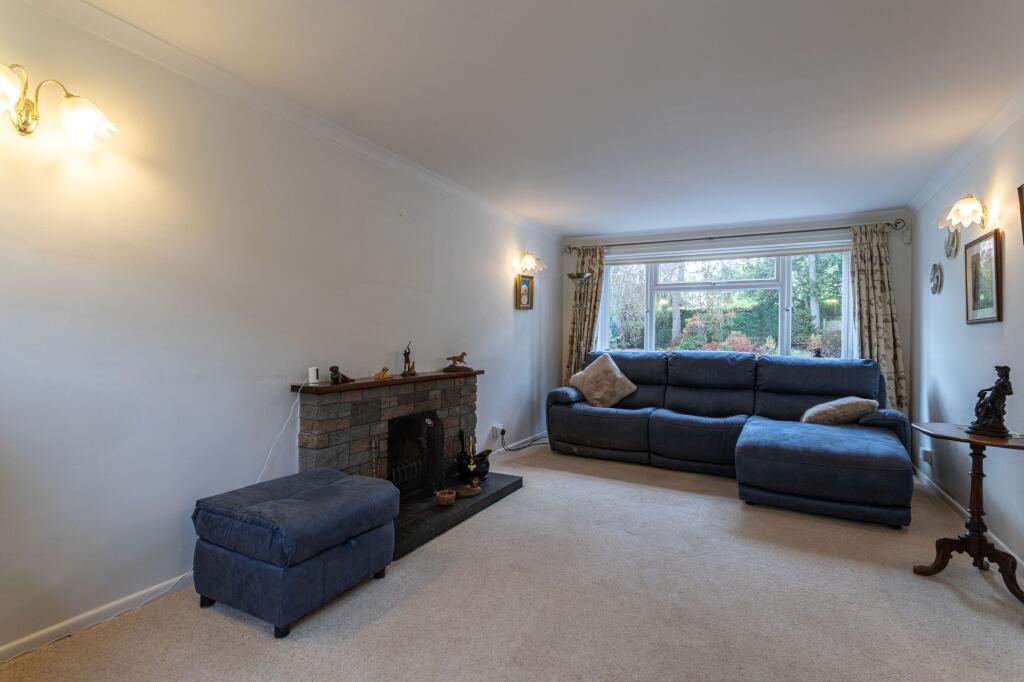 House in Hart, Hartley Wintney - View 3