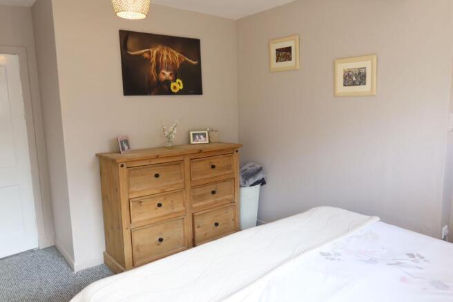 BEDROOM 3: