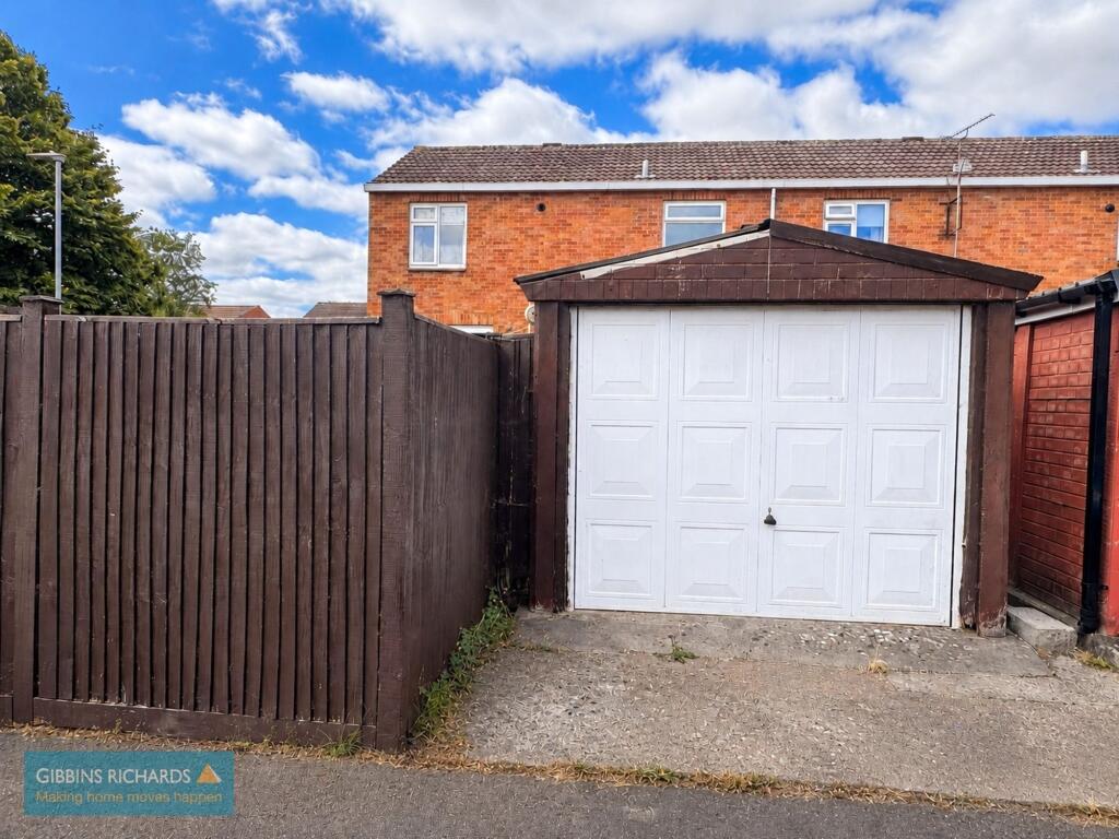 Alder Close, Taunton, TA1 photo 4