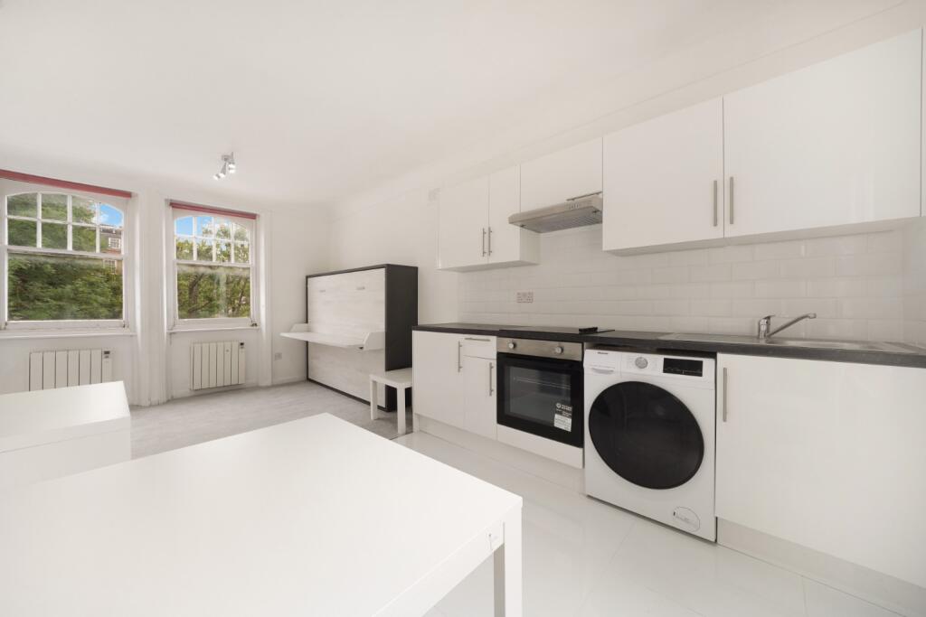 Apartment in London - View 4