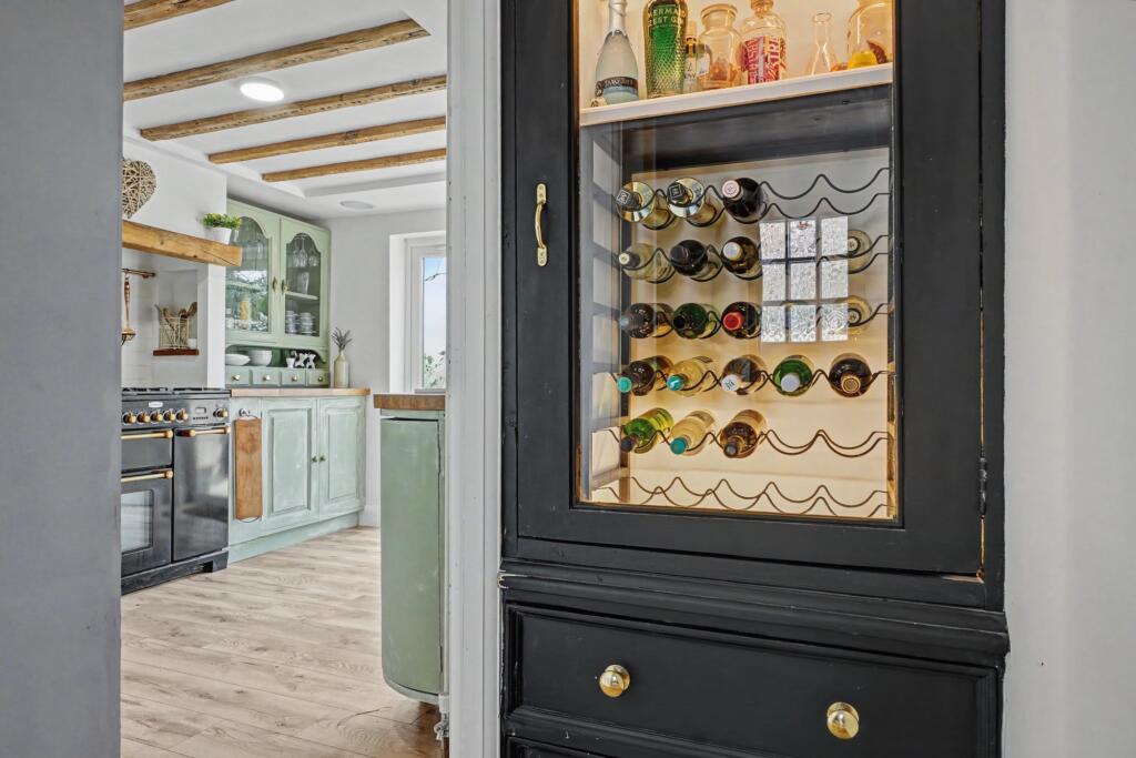 House in Tonbridge and Malling, Wateringbury - More