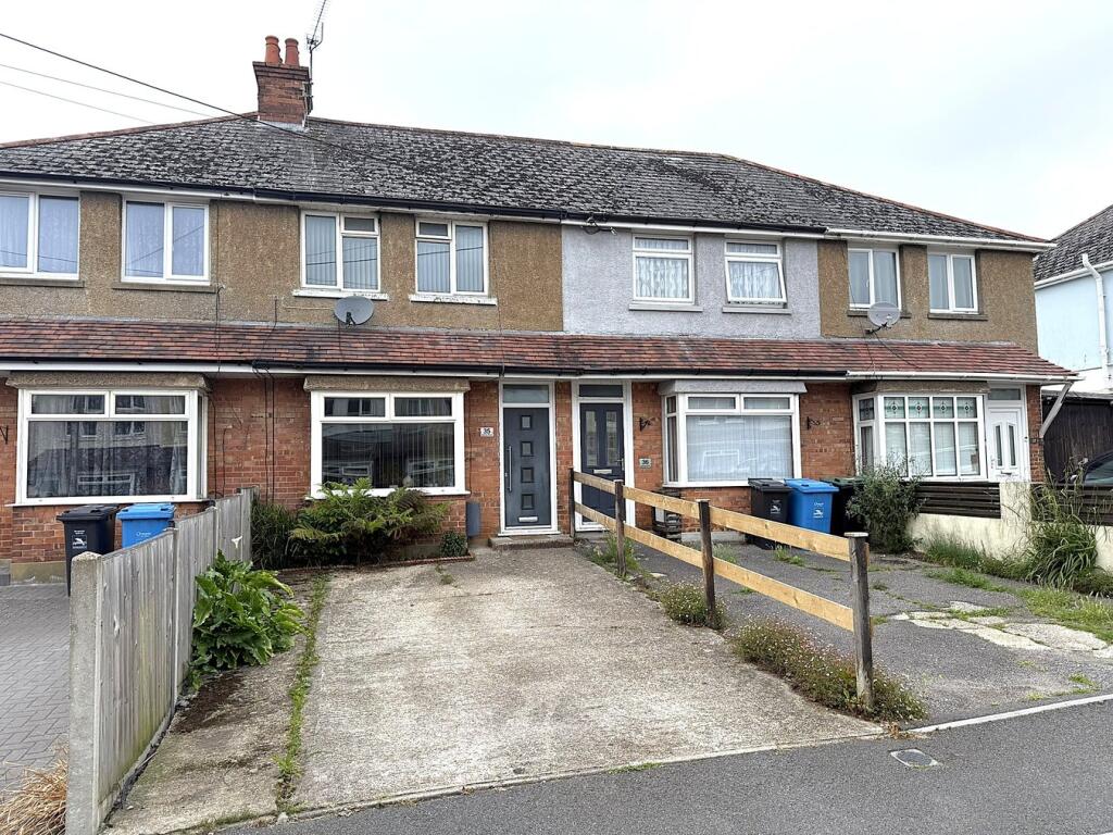 Benmoor Road, Creekmoor, POOLE, BH17