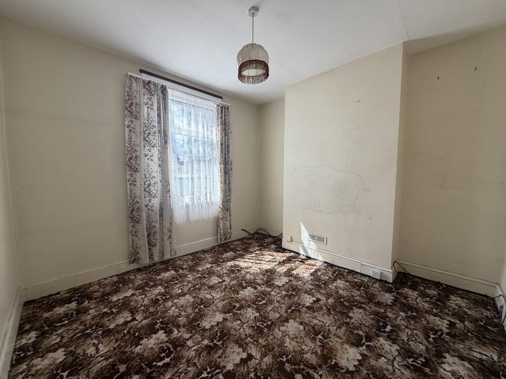 House in Ipswich - View 3