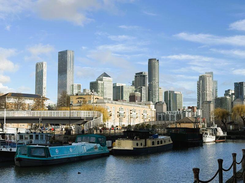 Main image of property: 4 Rainbow Quay Surrey Quays SE16 7UF