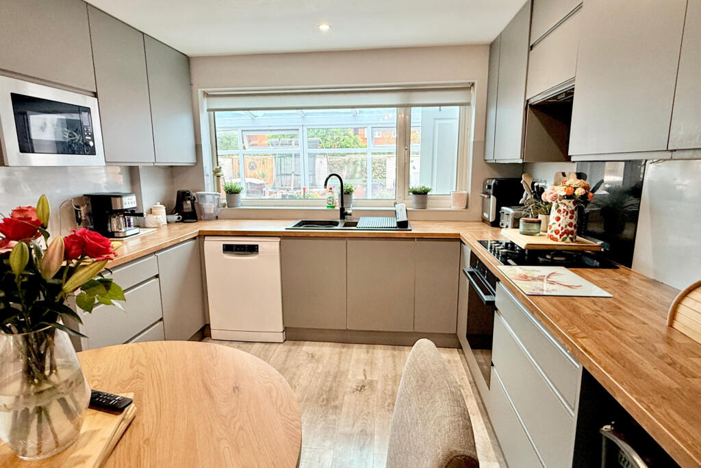 House in New Forest, Ringwood - More