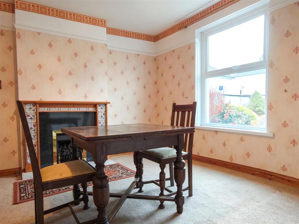 32, Victoria Street, Barnstaple photo 4
