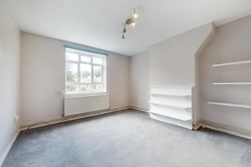 Apartment in London - View 2