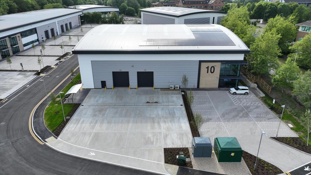 DJI_ 9_0107_D_MAV3PRO.JPG