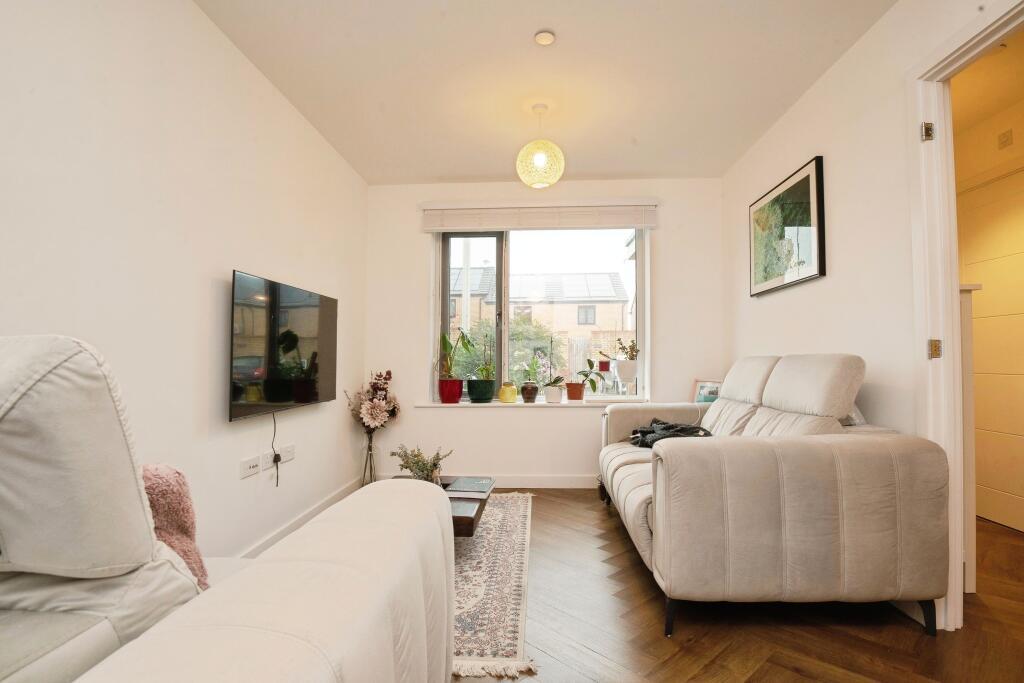 House in Cardiff, Rumney - View 4