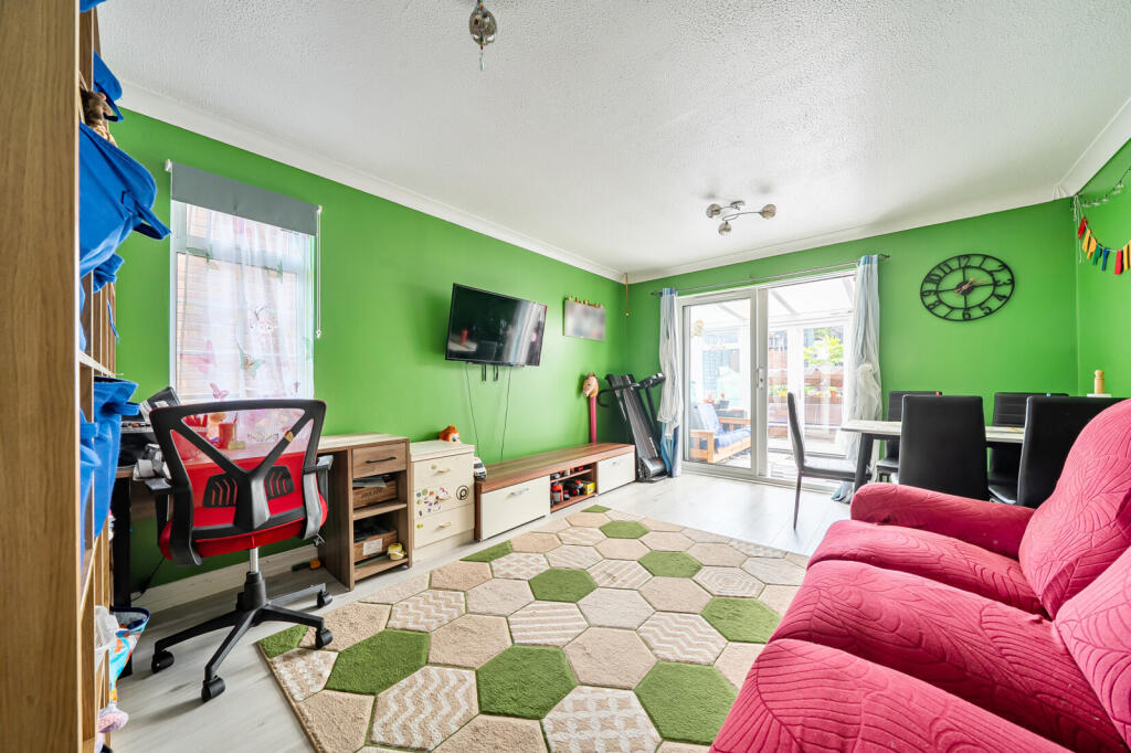 House in Leominster, Herefordshire - View 2