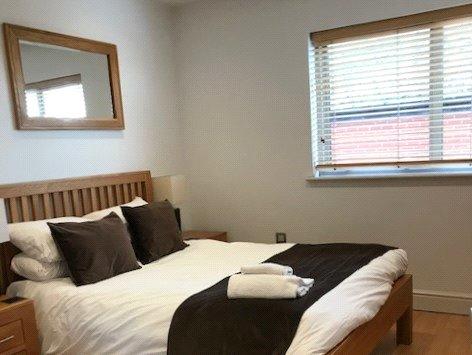 Apartment in Reading - View 5
