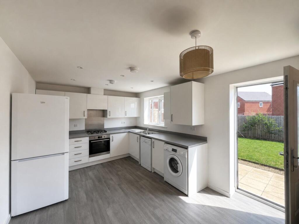 House in Stroud, Cam - View 5