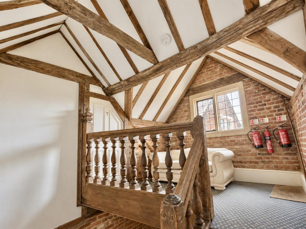 Apartment in Salisbury - View 3