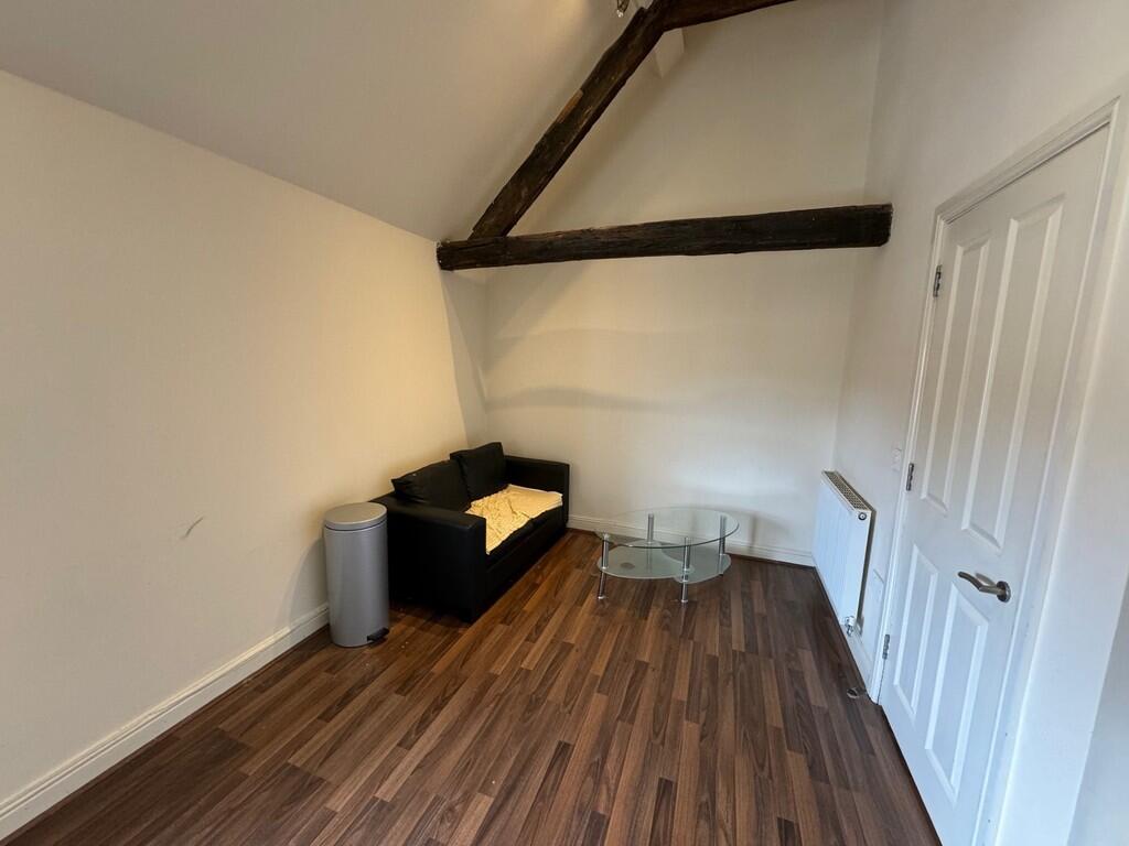 Apartment in Sheffield, White Croft Works, City Centre - View 5