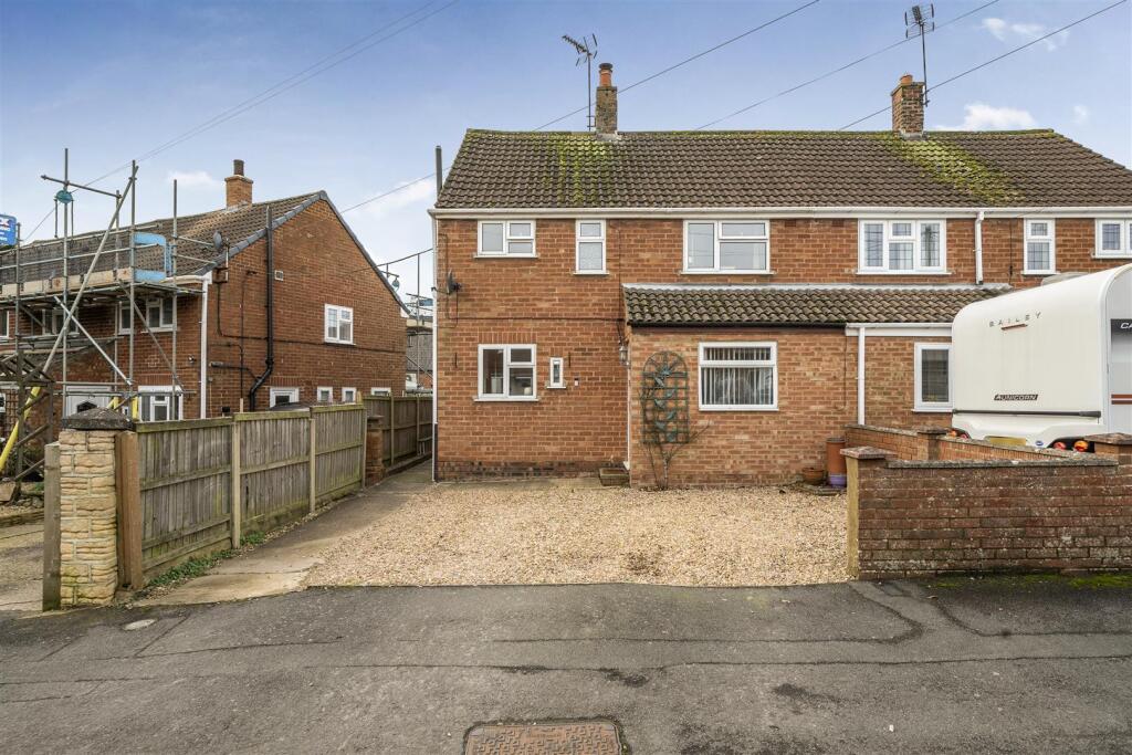 Main image of property: New Road, Maidford, NN12