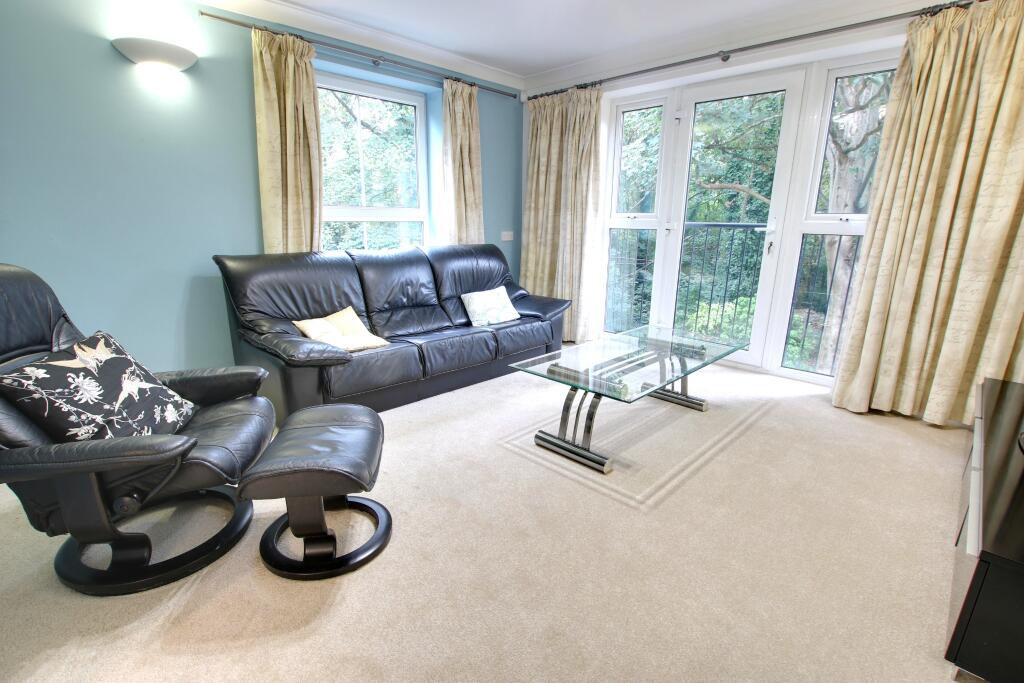 Rollesbrook Gardens, Southampton photo 2