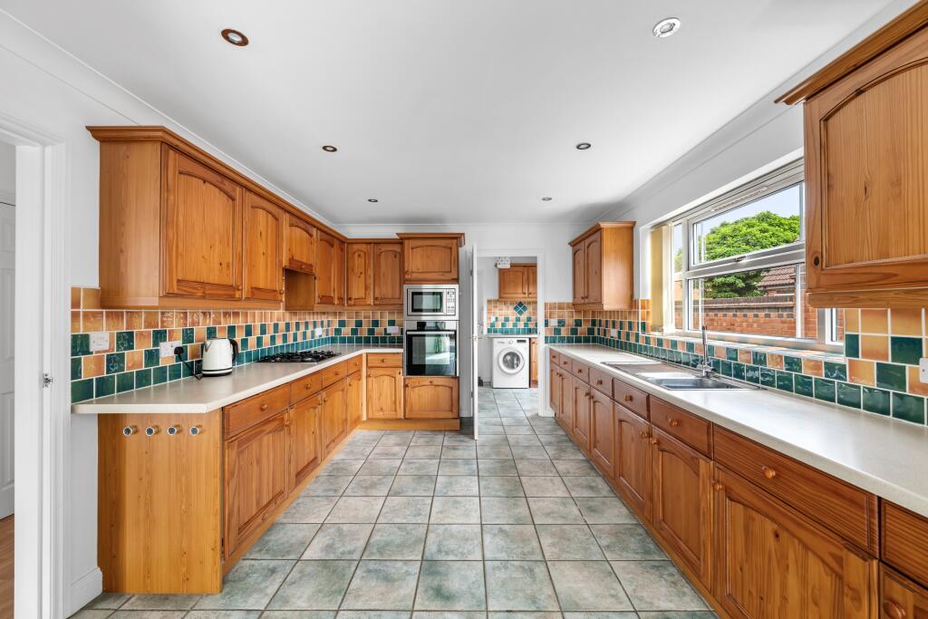 House in Nottingham - View 5
