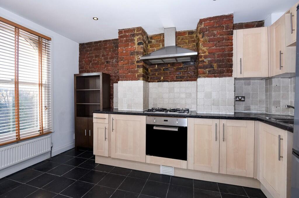 Main image of property: Isledon Road, N7