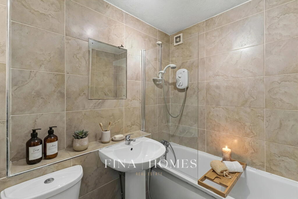 Apartment in London - View 5