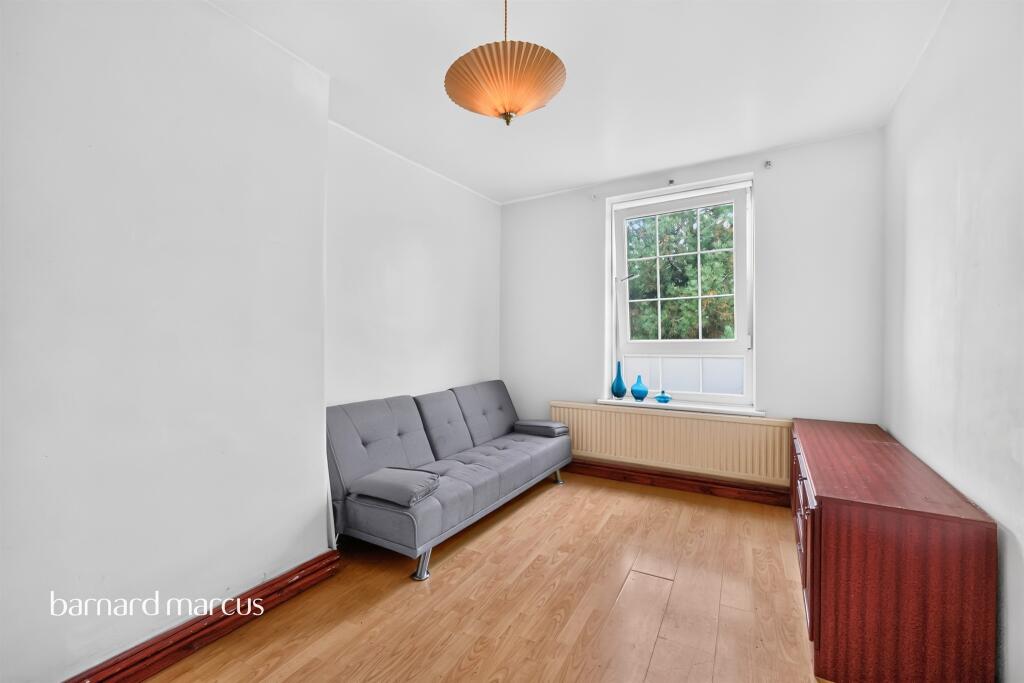 Apartment in London - View 3