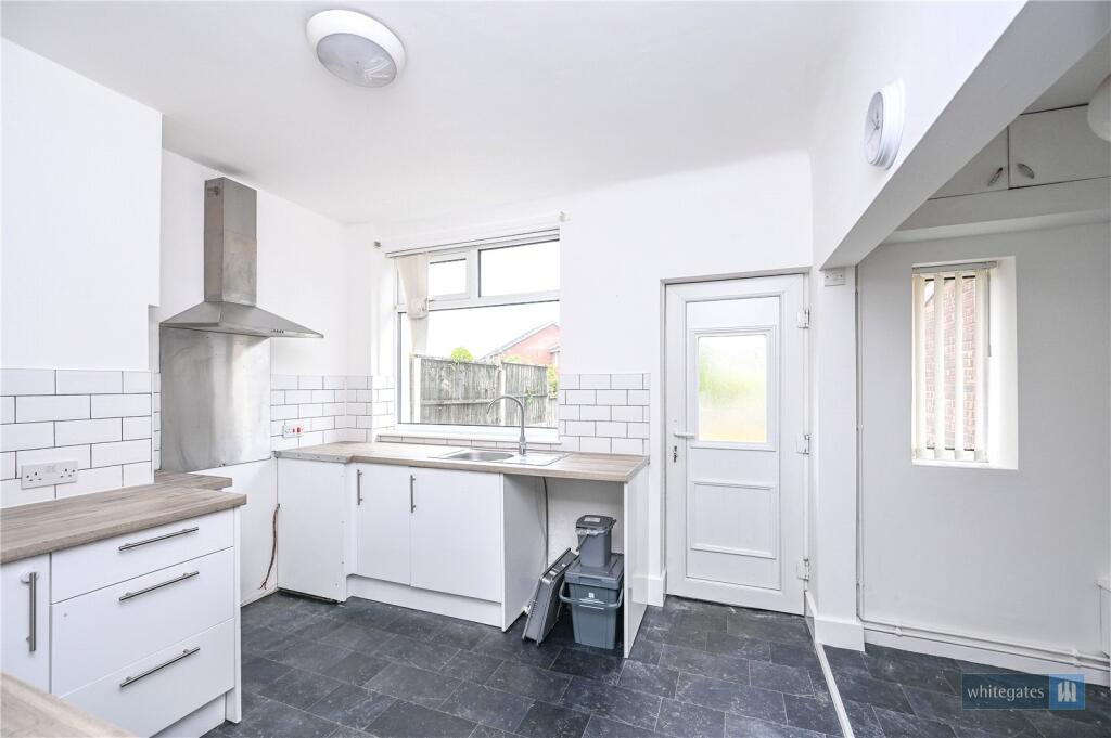 House in Knowsley, Liverpool City Region - View 4