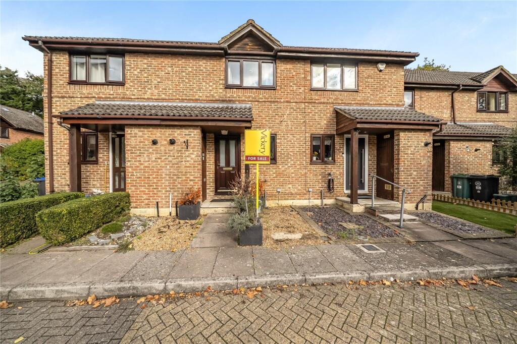 Main image of property: Oak Ridge, West End, Woking, Surrey, GU24