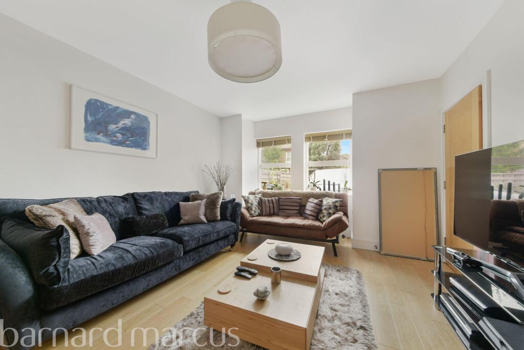 House in Kingston upon Thames - View 3