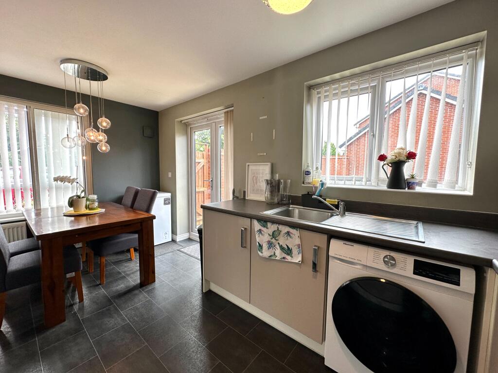 House in Wolverhampton - View 5