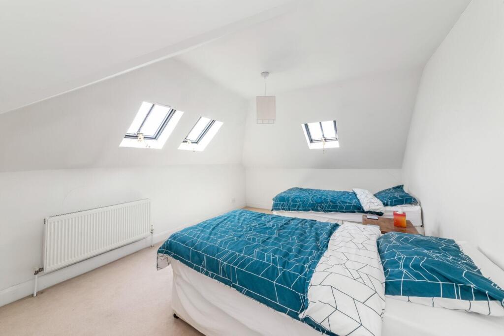House in London, West Dulwich, Tulse Hill - More