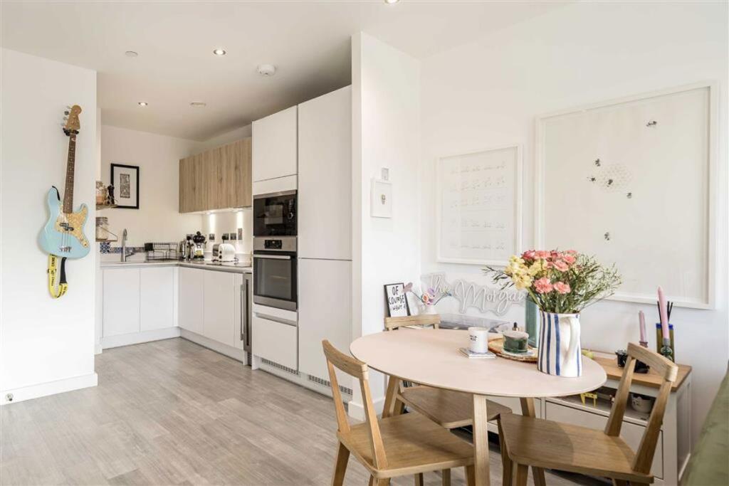 Apartment in London - View 2