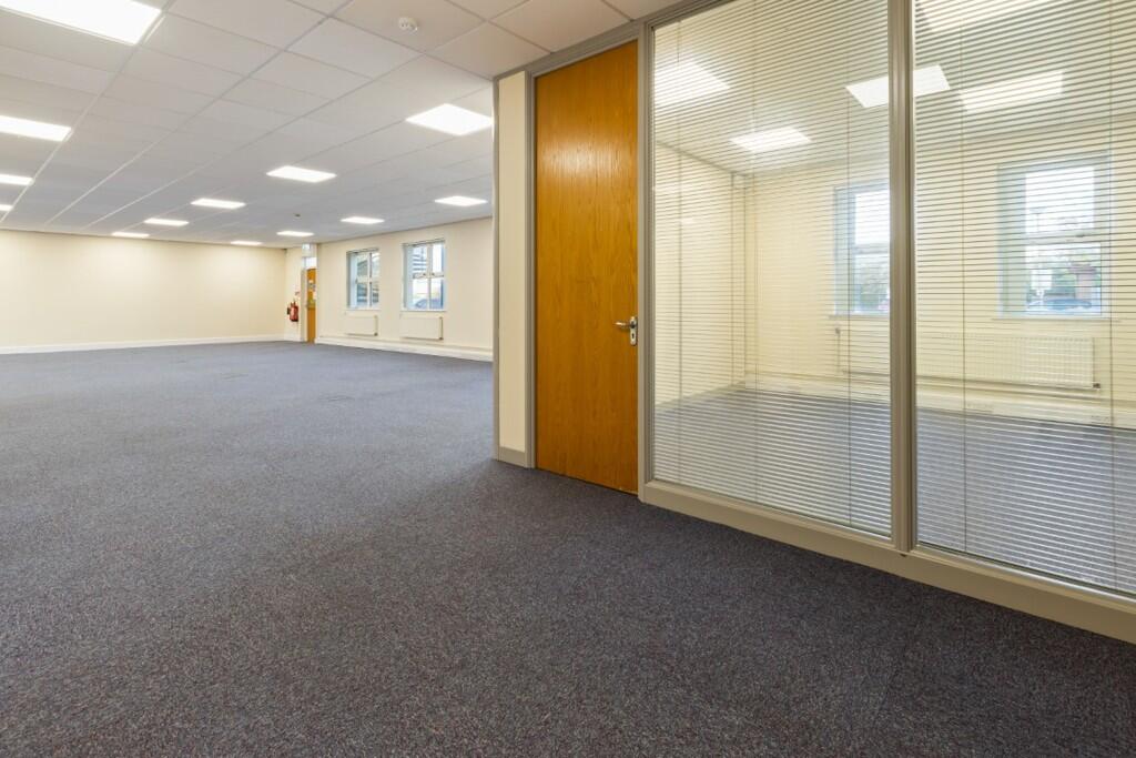 Photo 37