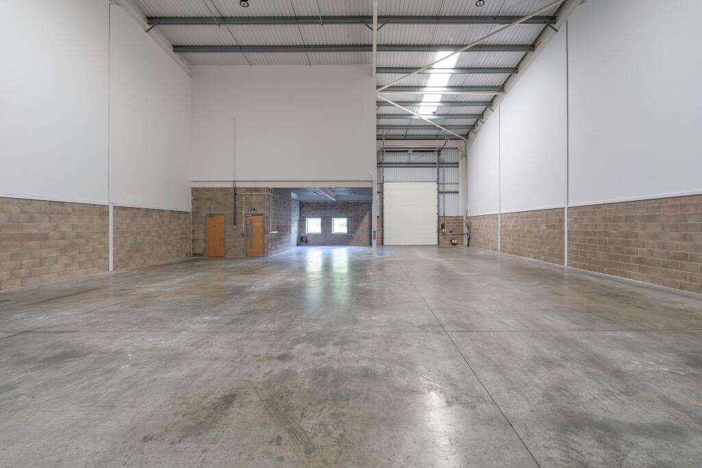 7 8 Langley - Indicative Warehouse 2.jpg
