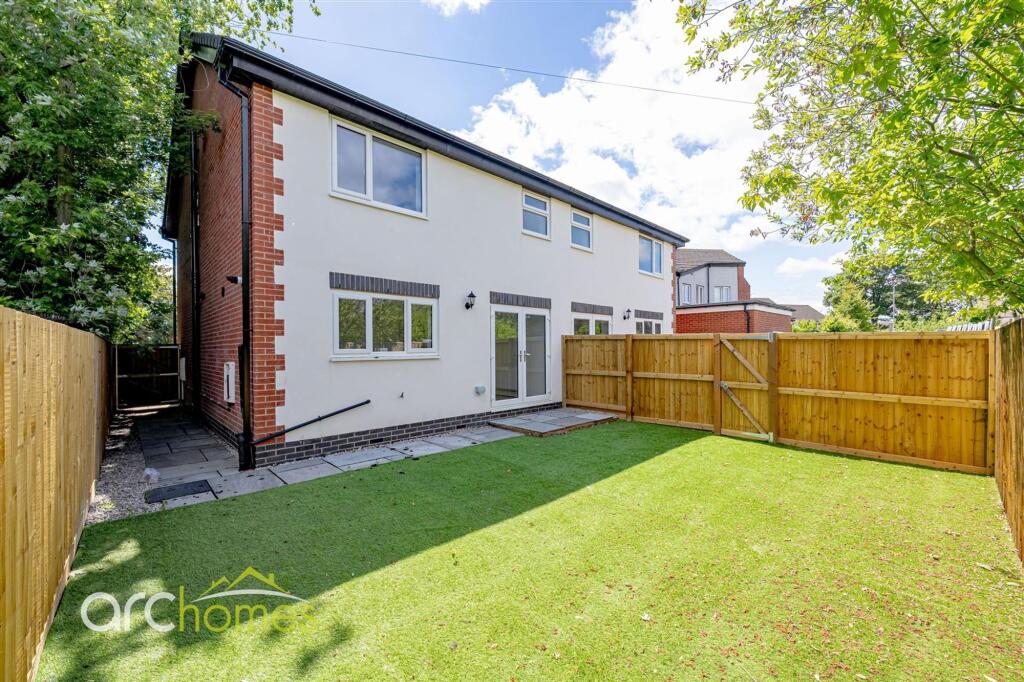 House in Wigan, Hindley - View 4